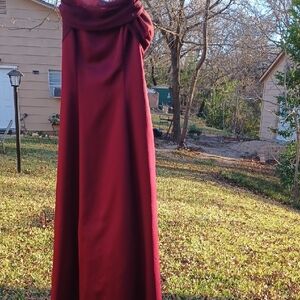 Elegant Burgundy Evening Gown